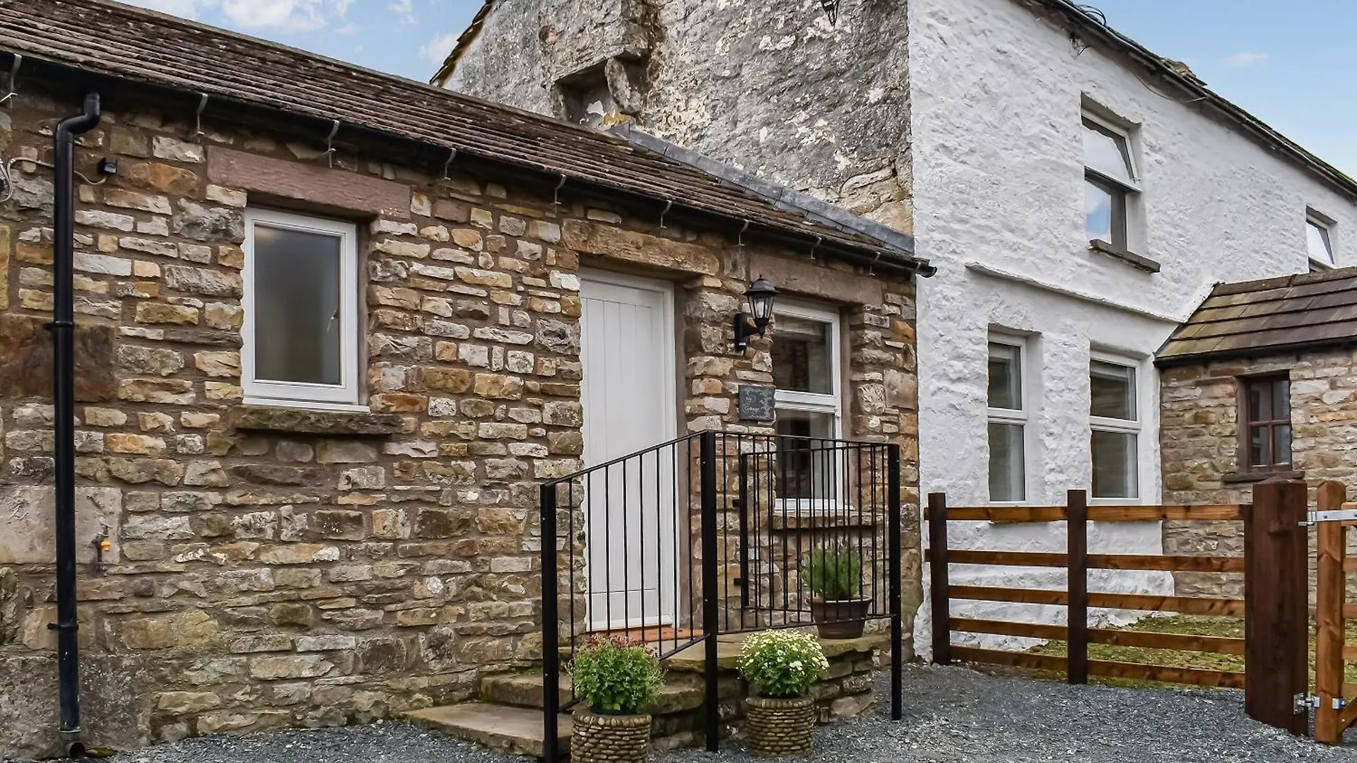 Ivy Cottage Dent